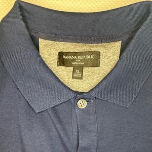 Banana Republic Men’s Navy Blue polo XL